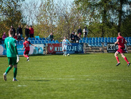Oskar Przysucha - Escola Varsovia (zdjęcia) Oskar Przysucha - Escola Varsovia (zdjęcia)