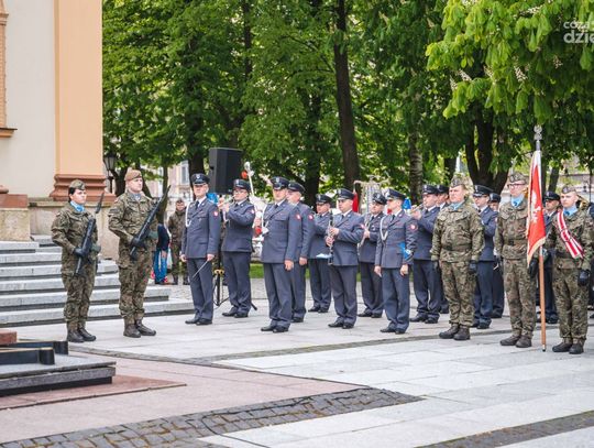 Obchody Narodowego Dnia Zwycięstwa (zdjęcia)
