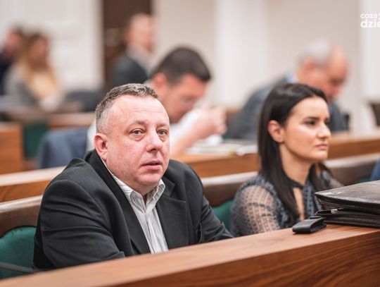 Analizujemy oświadczenia majątkowe radnych! (cz.1) Analizujemy oświadczenia majątkowe radnych! (cz.1)