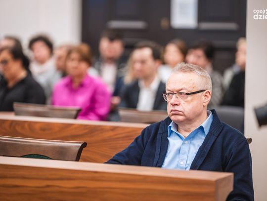 Analizujemy oświadczenia majątkowe radnych! (cz.1) Analizujemy oświadczenia majątkowe radnych! (cz.1)