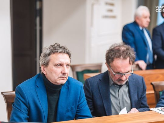 Analizujemy oświadczenia majątkowe radnych! (cz.1) Analizujemy oświadczenia majątkowe radnych! (cz.1)