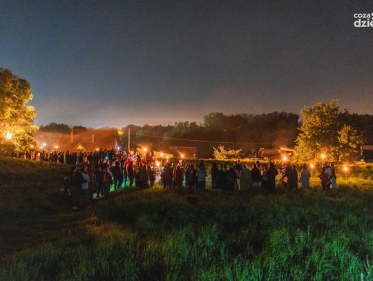 Anima Urbis 2023. Nocny spacer z Resursą Obywatelską