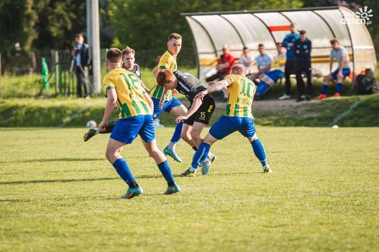 Młodzik Radom - KS Warka