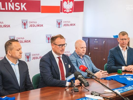Nowy sponsor Akademii Piłkarskiej Drogowca Jedlińsk (zdjęcia)