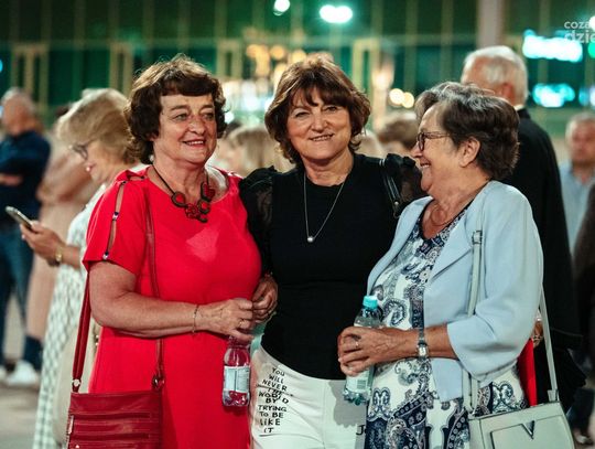 Parada lampionów "Słońce na wschodzie. Na zachodzie księżyc. Sen o nocy letniej" (zdjęcia)