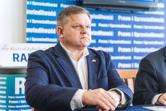 Analizujemy oświadczenia majątkowe posłów, senatorów i europosłów! 