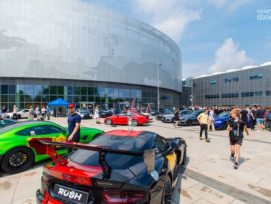 Rozpoczęcie sezonu SuperCarsRadom (zdjęcia)