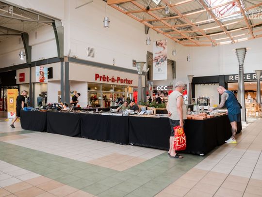 Bazar rozmaitości w M1 (zdjęcia) Bazar rozmaitości w M1 (zdjęcia)