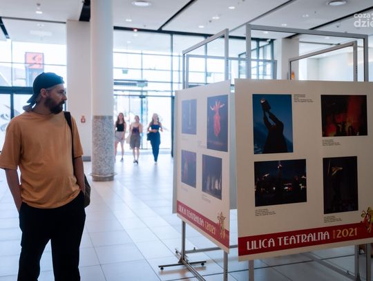 Otwarcie wystawy zdjęć z Ulicy Teatralnej (zdjęcia)