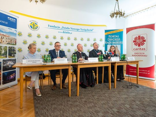 Konferencja  Fundacji "Dzieło Nowego Tysiąclecia"