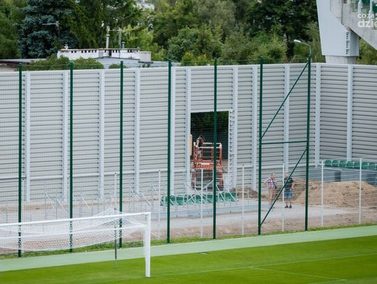 Ostatnie przygotowania do pierwszego meczu na nowym stadionie (zdjęcia)