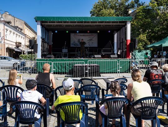 Piknik z okazji Święta Wojska Polskiego (zdjęcia)