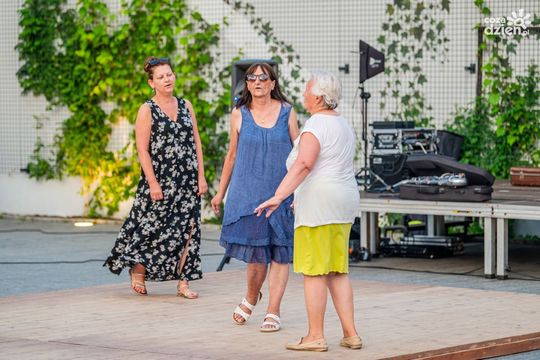 Retro Potańcówka na fontannach