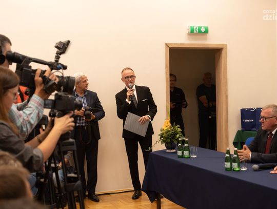 Podpisanie umowy na rozbudowę radomskiego „Medyka" (zdjęcia) Podpisanie umowy na rozbudowę radomskiego „Medyka" (zdjęcia)