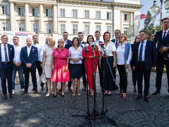 Prezentacja kandydatów Koalicyjnego Komitetu Wyborczego Koalicji Obywatelskiej (zdjęcia)