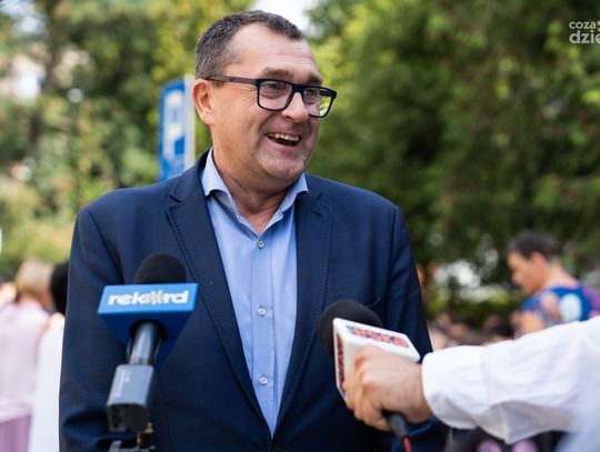 Narodowe Czytanie "Nad Niemnem" Elizy Orzeszkowej (zdjęcia) Narodowe Czytanie "Nad Niemnem" Elizy Orzeszkowej (zdjęcia)