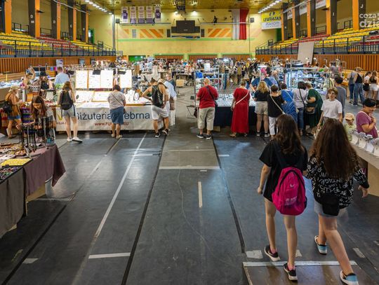 Giełda minerałów, biżuterii i skamieniałości (zdjęcia)