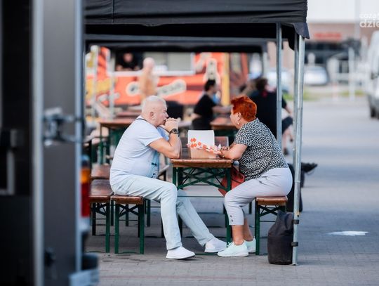 Zlot Food Truck pod Omni Centrum (zdjęcia) Zlot Food Truck pod Omni Centrum (zdjęcia)