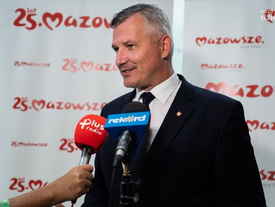 Podpisanie umów z KGW (zdjęcia)