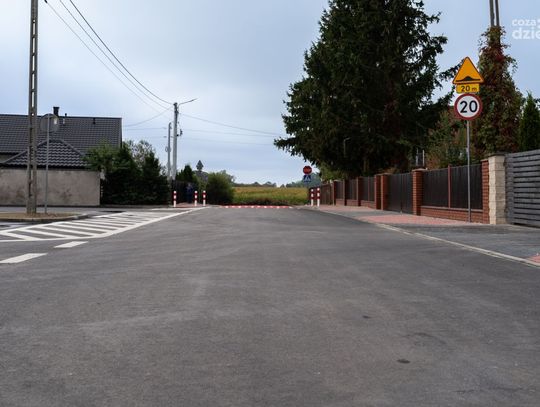 Otwarcie drogi w Dąbrówce Nagórnej (zdjęcia)