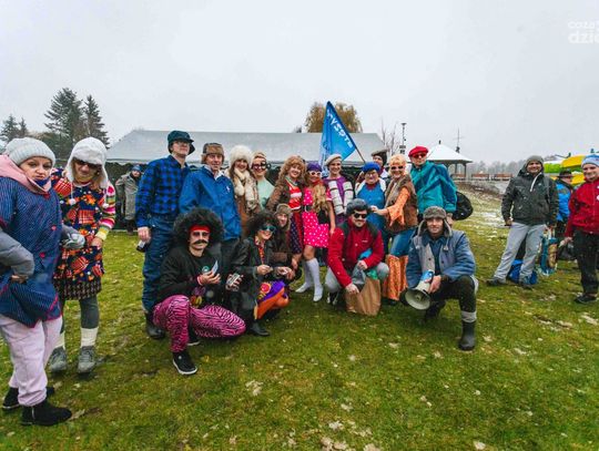 Rozpoczęcie sezonu przez Pionkowskich Morsów (zdjęcia)