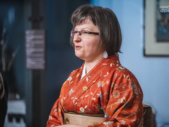 Pokaz zakładania kimona (zdjęcia)