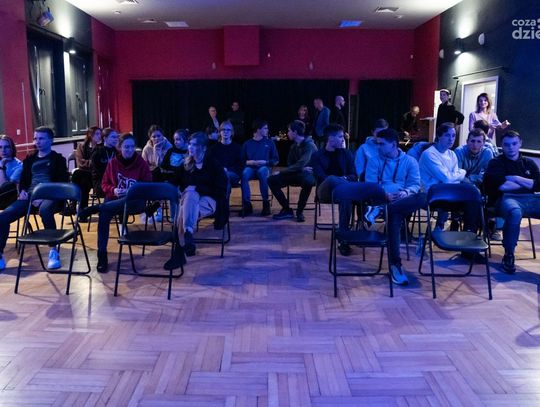 Pokaz filmu "...który skrzywdziłeś" w Amfiteatrze (zdjęcia)