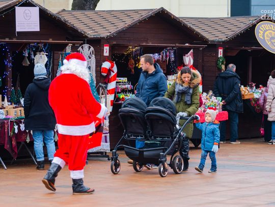 Sobota na Jarmarku Świątecznym (zdjęcia) Sobota na Jarmarku Świątecznym (zdjęcia)