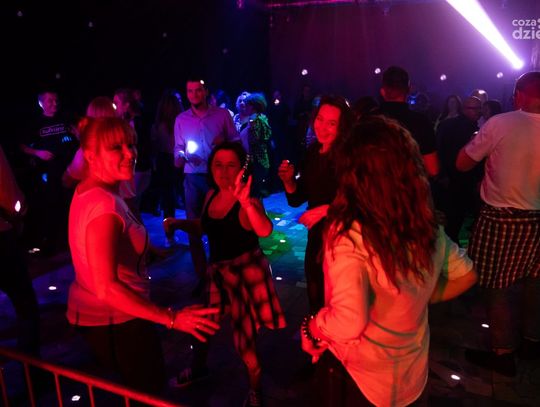 Coco Jambo - karnawałowa impreza w stylu lat 90’ (zdjęcia)