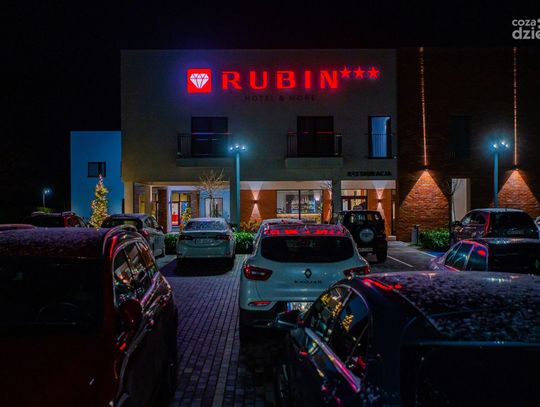 Studniówki 2024: VI Liceum Ogólnokształcące z Oddziałami Dwujęzycznymi im. Jana Kochanowskiego (zdjęcia)