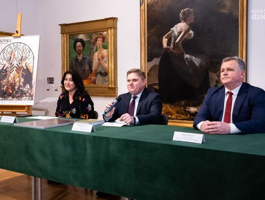 Konferencja dot. wystawy „Płonące. Wycinanki Moniki Krajewskiej w dni życia, dni śmierci wpisane. Wystawa w hołdzie ludności żydowskiej Radomia." (zdjęcia)