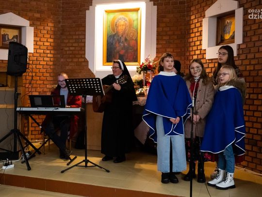 Przedstawienie jasełkowe - XII LO i PP nr 10 (zdjęcia)