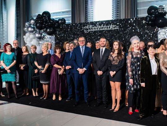 Studniówki 2024: III LO im. płk. Dionizego Czachowskiego (zdjęcia)