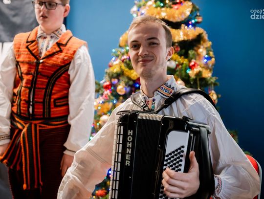 Festiwal kolęd i pastorałek  w PP nr 4 im. J. Tuwima (zdjęcia)