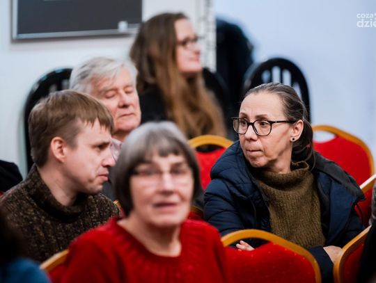 Pokaz multimedialny zdjęć Krzysztofa Zdanowicza "Rumunia mniej znana" (zdjęcia)