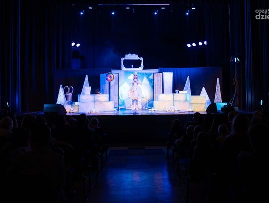 Bajkowa niedziela – spektakl Teatru Bajaderka Bardzo Dziki Zachód (zdjęcia)