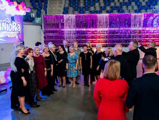 V Bal Seniora - dzień drugi (zdjęcia) V Bal Seniora - dzień drugi (zdjęcia)