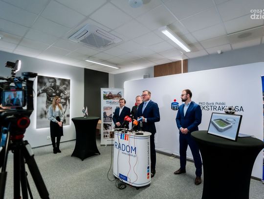 Konferencja dotycząca budowy brakujących trybun (zdjęcia)