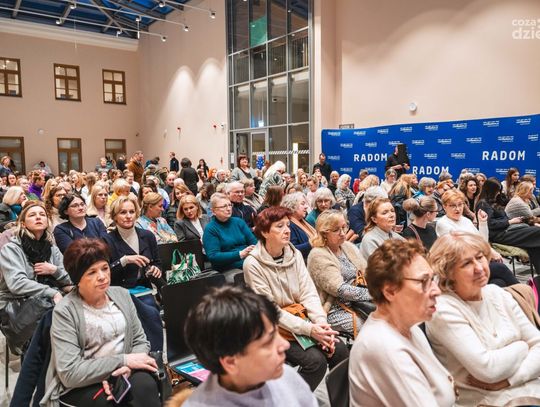 Spotkanie autorskie z Natalią de Barbaro (zdjęcia) Spotkanie autorskie z Natalią de Barbaro (zdjęcia)