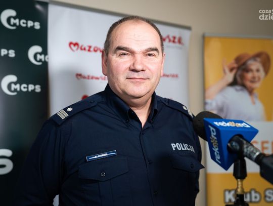 WORD Seniorze bądź bezpieczny na drodze (zdjęcia) WORD Seniorze bądź bezpieczny na drodze (zdjęcia)