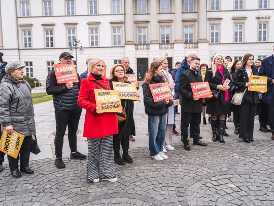 Robert Prygiel - ogłoszenie kandydatów do rady miejskiej (zdjęcia) Robert Prygiel - ogłoszenie kandydatów do rady miejskiej (zdjęcia)