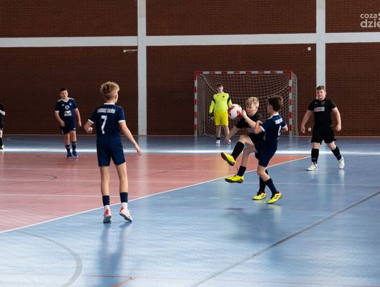 2 Halowy Turniej Piłki Nożnej w Szydłowcu (zdjęcia)