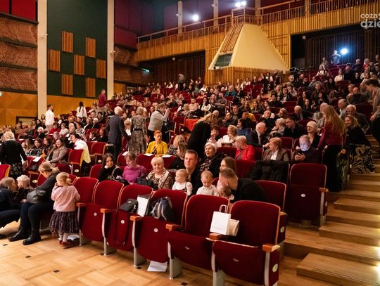 Koncert piosenki wielojęzycznej „Piosenka nie zna granic" zatytułowany „Czy to Twoja bajka..." (zdjęcia)