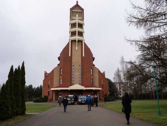 Pogrzeb Aliny Osienieckiej (zdjęcia) Pogrzeb Aliny Osienieckiej (zdjęcia)
