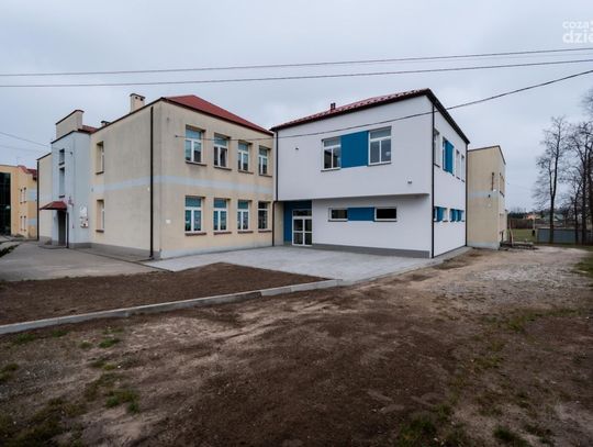 Otwarcie nowej części szkoły w Kowali-Stępocinie (zdjęcia)