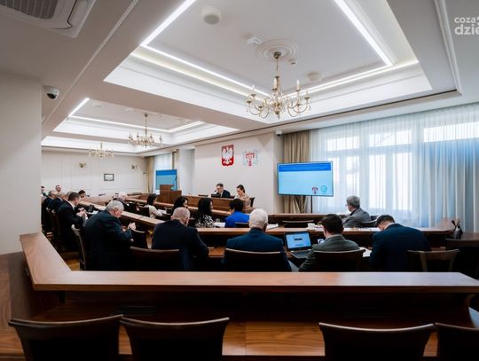 CXII sesja Rady Miejskiej w Radomiu (zdjęcia)