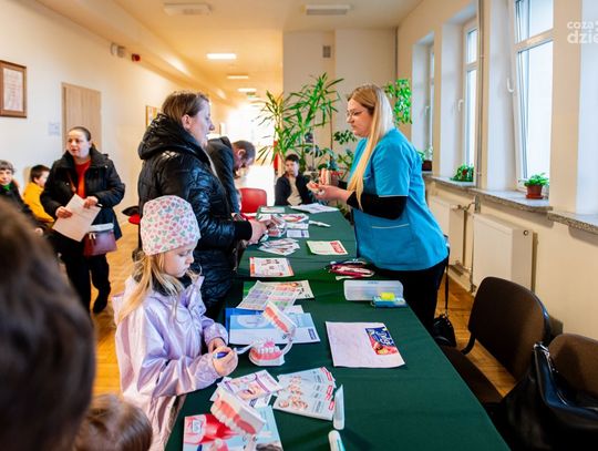 Badanie wad postawy u dzieci w Medyku (zdjęcia)