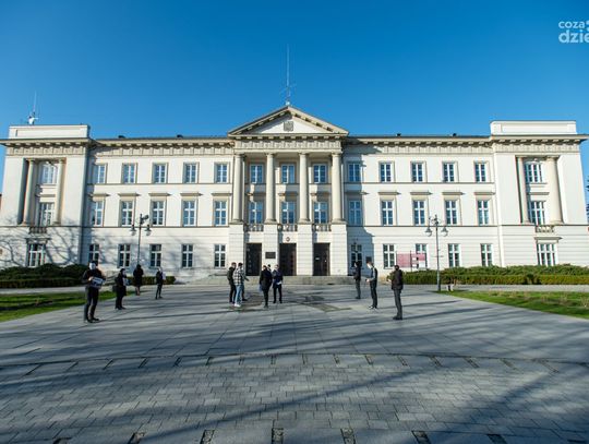 Młodzież Wszechpolska pokazała żywą wystawę "Dekada Witkowskiego" (zdjęcia)