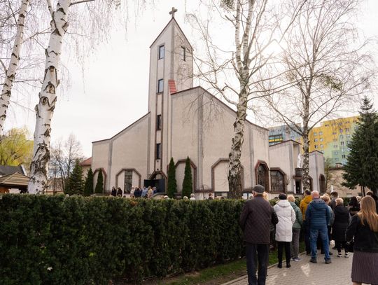 Droga Krzyżowa na Osiedlu Akademickim (zdjęcia)
