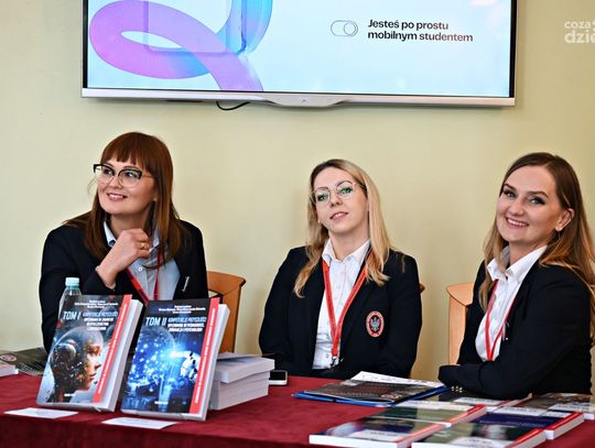 Międzynarodowa Konferencja Naukowa "Kompetencje przyszłości - Wyzwania Współczesnym Pokoleń" (zdjęcia)